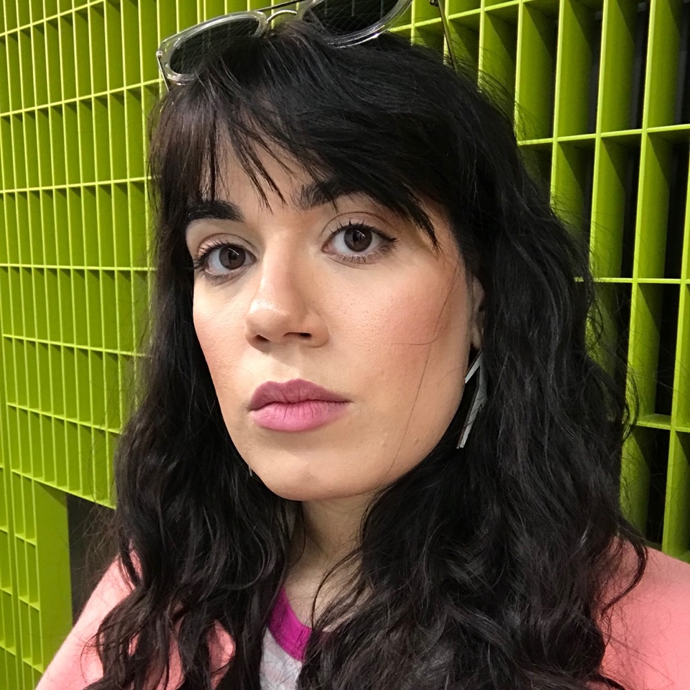 Katrina here! Personal stylist.